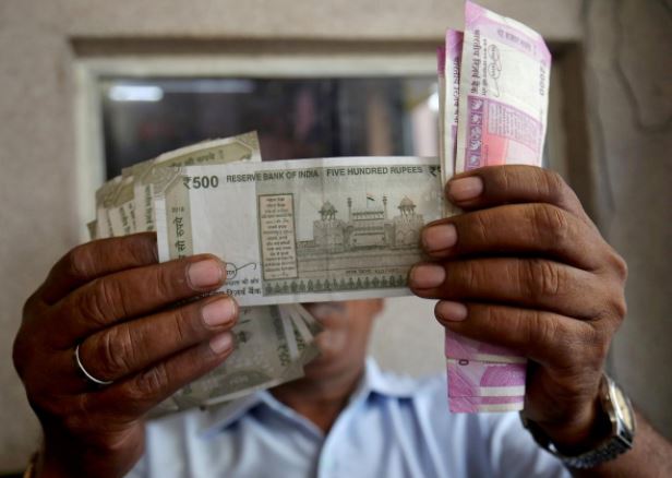 EPFO Alert: Rs 81,000 will come in the account of EPFO ​​subscribers, know how to check