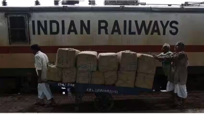 Indian Railways: Railway and India Post started door-to-door parcel train service, you will get these benefits, know full details