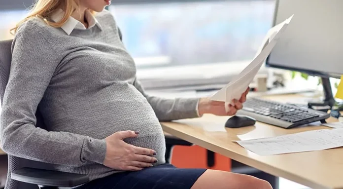 Maternity Leave : Can unmarried girls also take maternity leave or will the company refuse? Know what the rules say