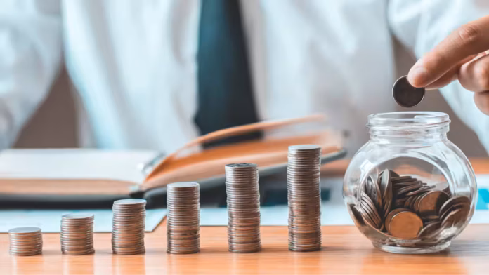 FD Rates : 8 banks offering the highest interest on 1-year fixed deposits – See the full list