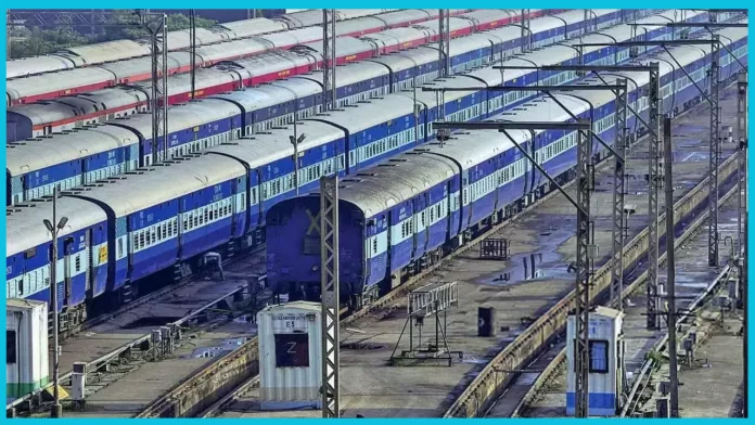 Indian Railways : If you are planning to travel by railway then pay attention, so many trains will be affected by traffic block. Indian Railways : If you are planning to travel by railway then pay attention, so many trains will be affected by traffic block.