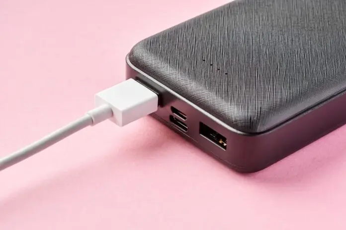 Power Bank Flight Rules 2025: Capacity & Packing Guide