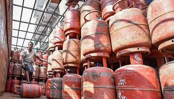 LPG cylinder shortage India 2026