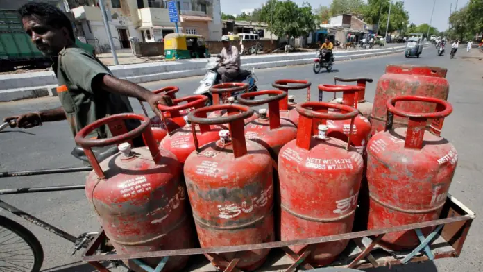 article70712435 PNG connection mandatory LPG supply 2026