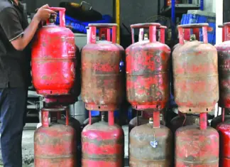 India commercial LPG allocation 70% 2026