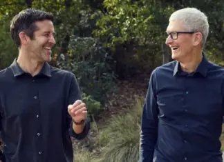 Apple CEO John Ternus Tim Cook 2026