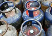 Commercial LPG Prices Skyrocket by Rs 993: Record High in May 2026 Commercial LPG Price Hike May 2026