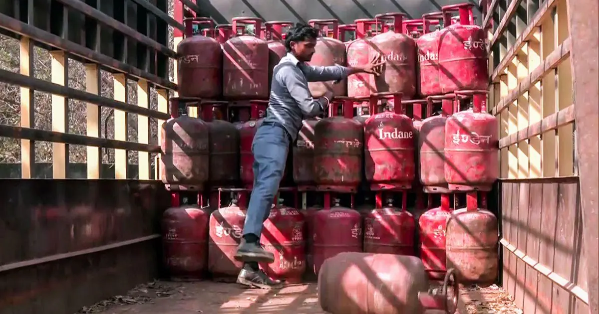 LPG Update: Dual PNG and LPG Connections Now Illegal in India