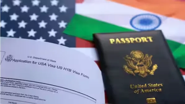 Untitled-design-33-2025-11-cbd5e98a846bc5275dc8267e04c52764 H1B visa reform bill 2026