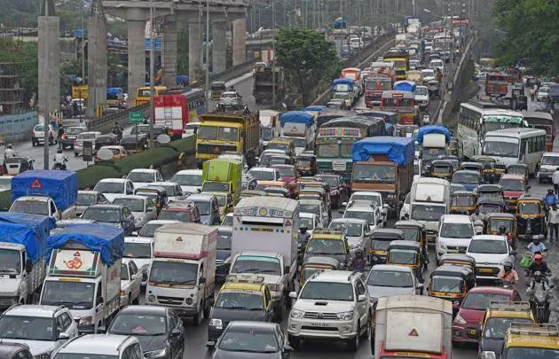 traffic_2eb56c74-b537-11e8-bbaf-ff4d73ce44e3 MMRDA Launches Public Transport Fridays to Decongest Mumbai's BKC