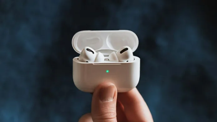 apple-airpods AirPods with camera